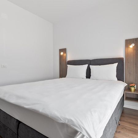 Grand Hill Flats Daire Oradea Dış mekan fotoğraf