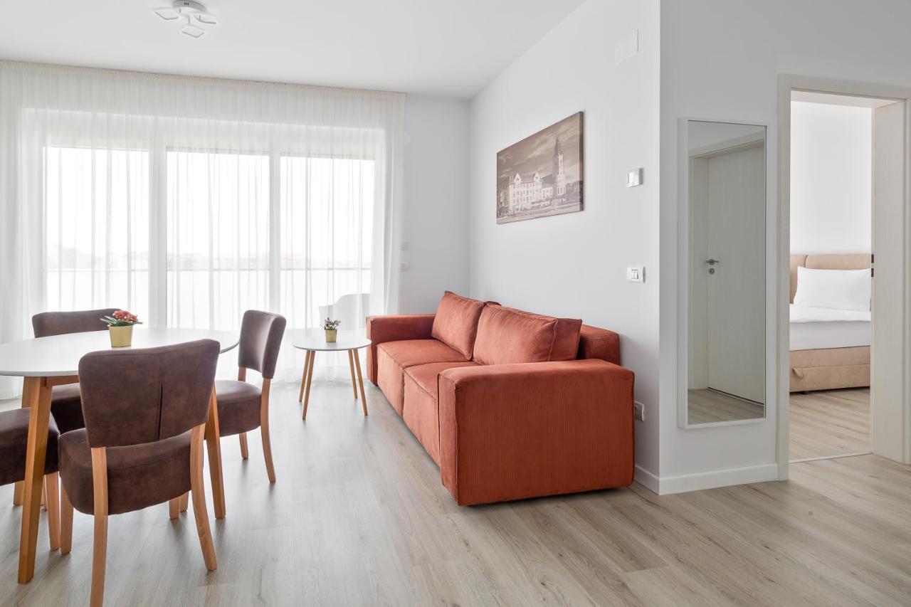 Grand Hill Flats Daire Oradea Dış mekan fotoğraf
