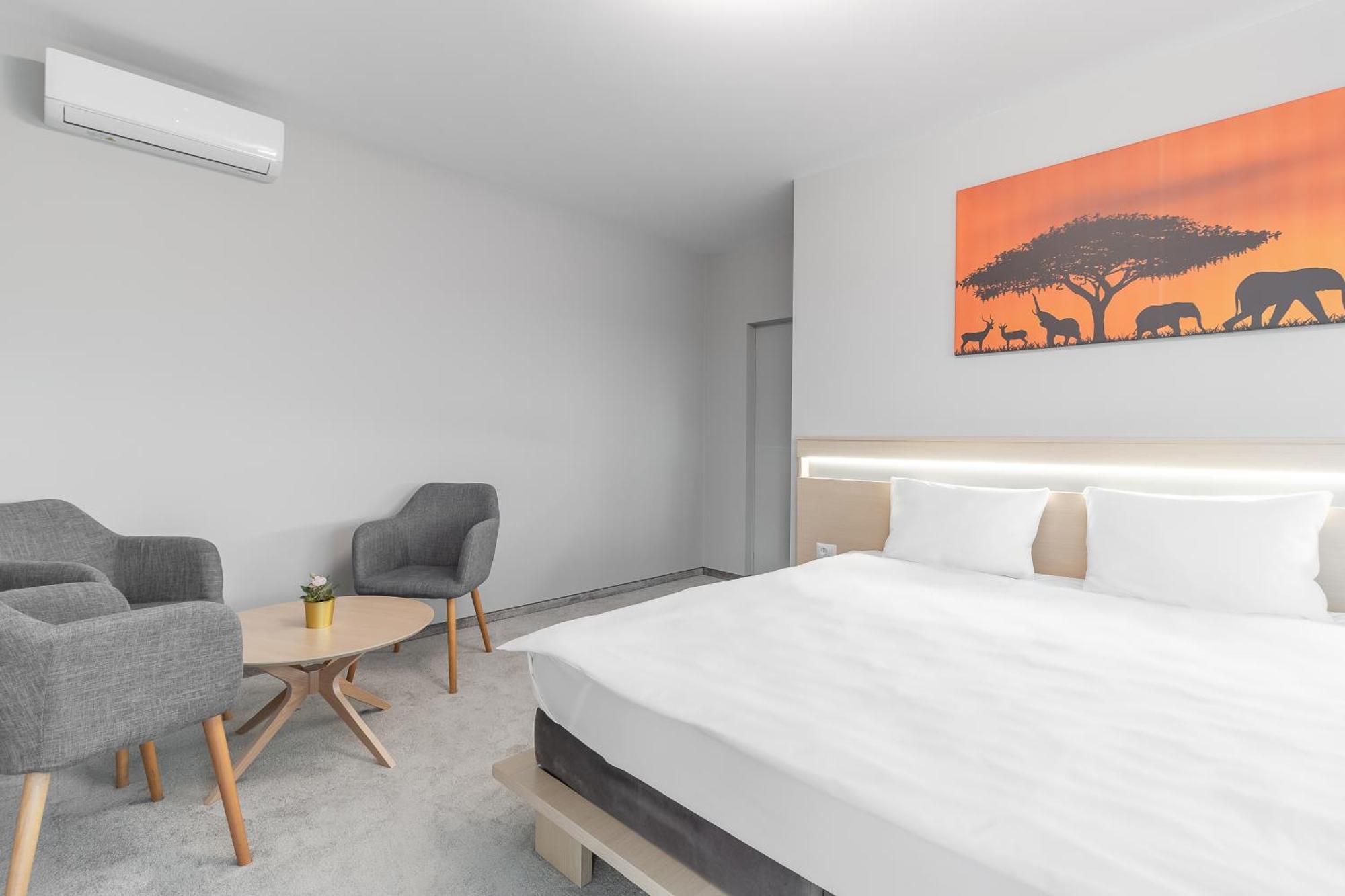Grand Hill Flats Daire Oradea Dış mekan fotoğraf
