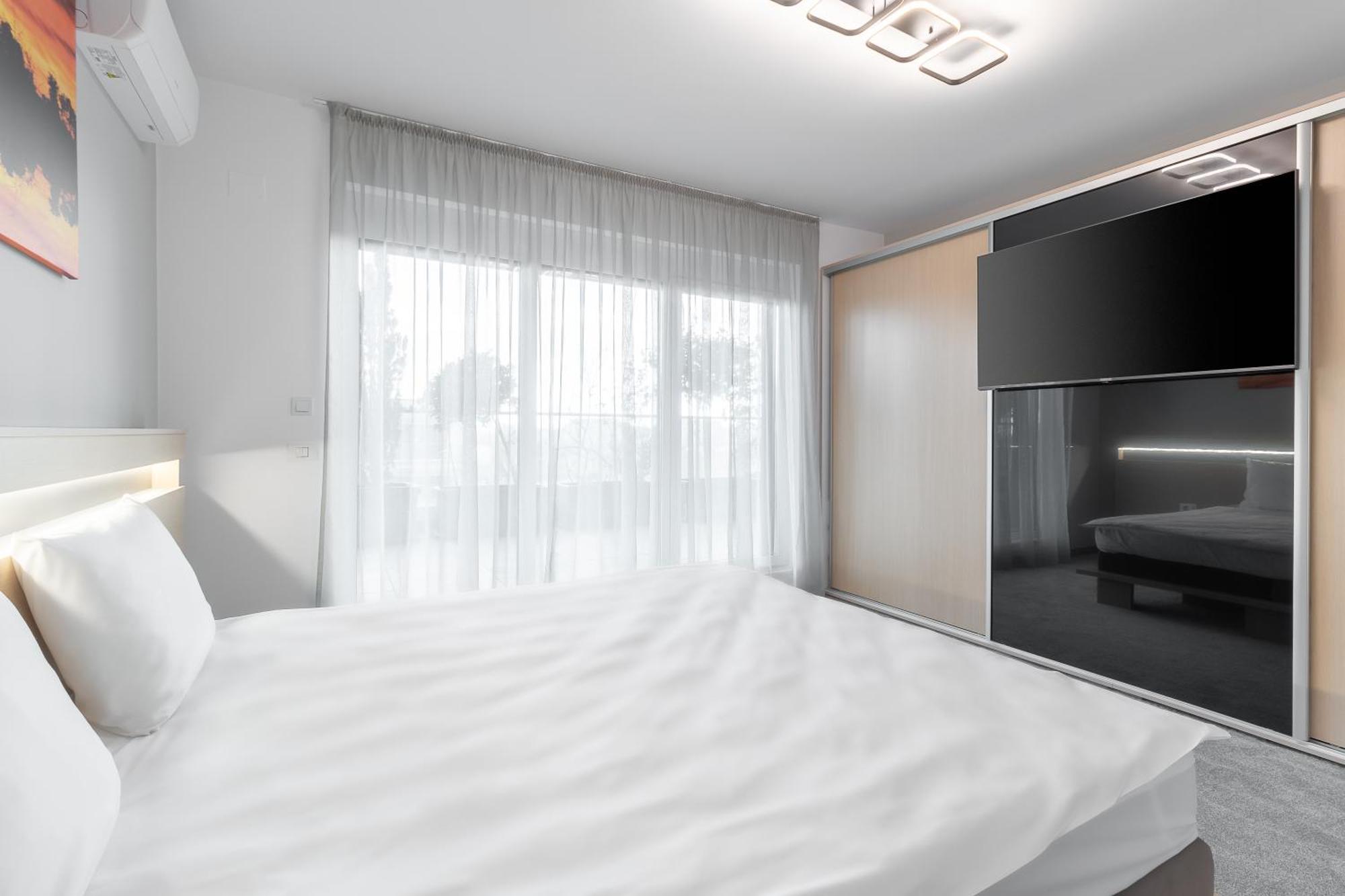Grand Hill Flats Daire Oradea Dış mekan fotoğraf